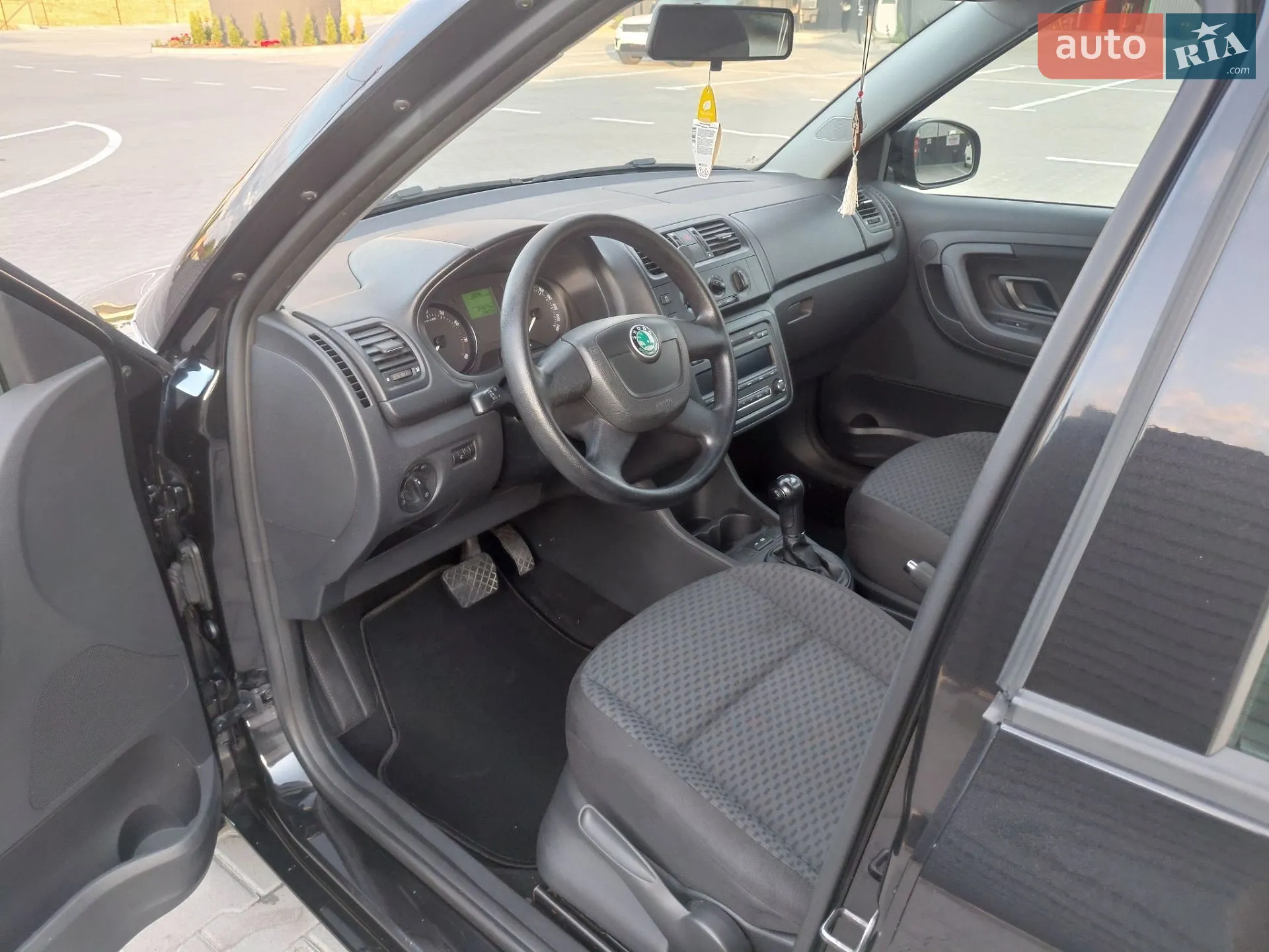 2010 Skoda Fabia - мініатюра 15