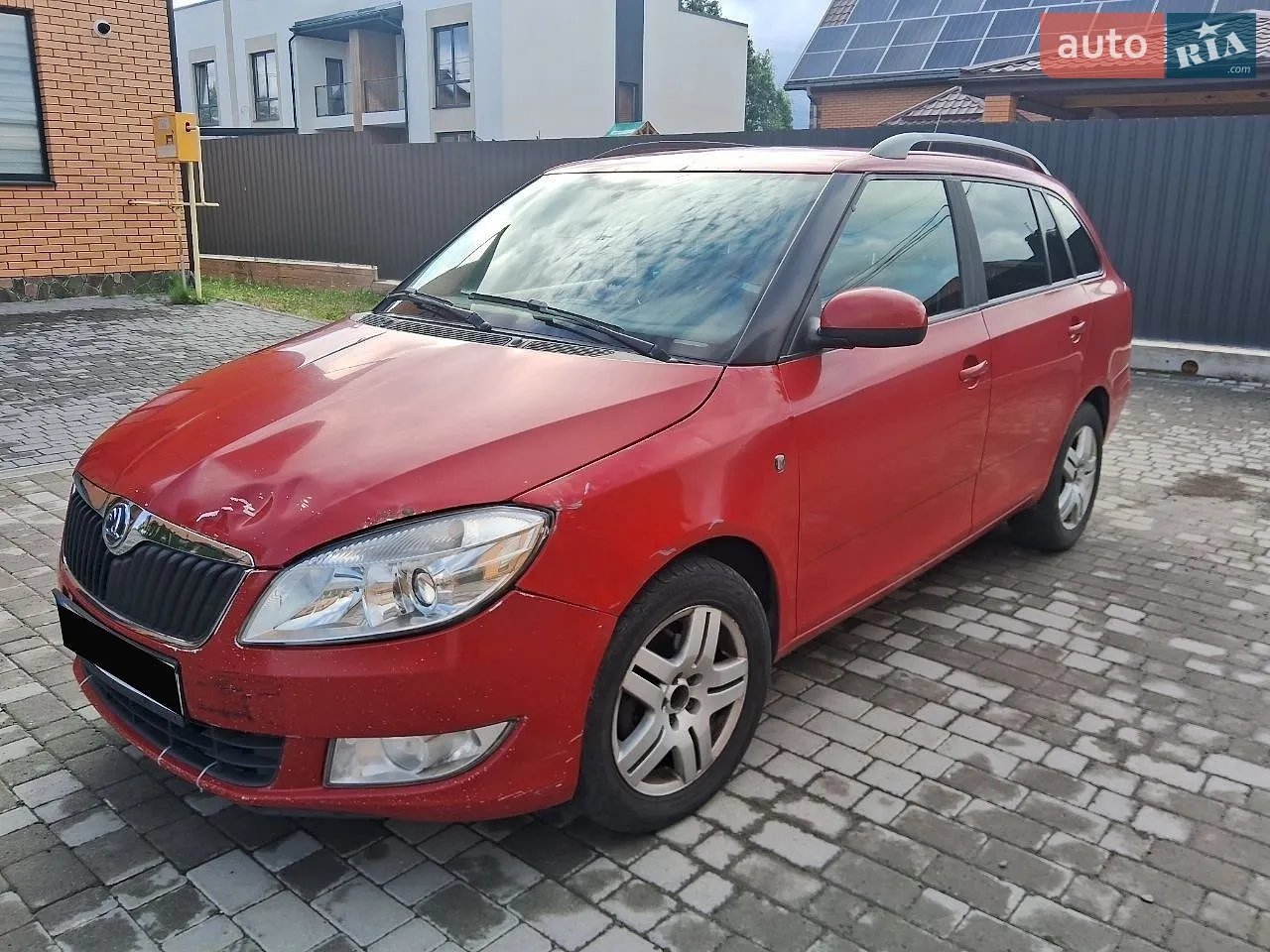 2014 Skoda Fabia - мініатюра 2