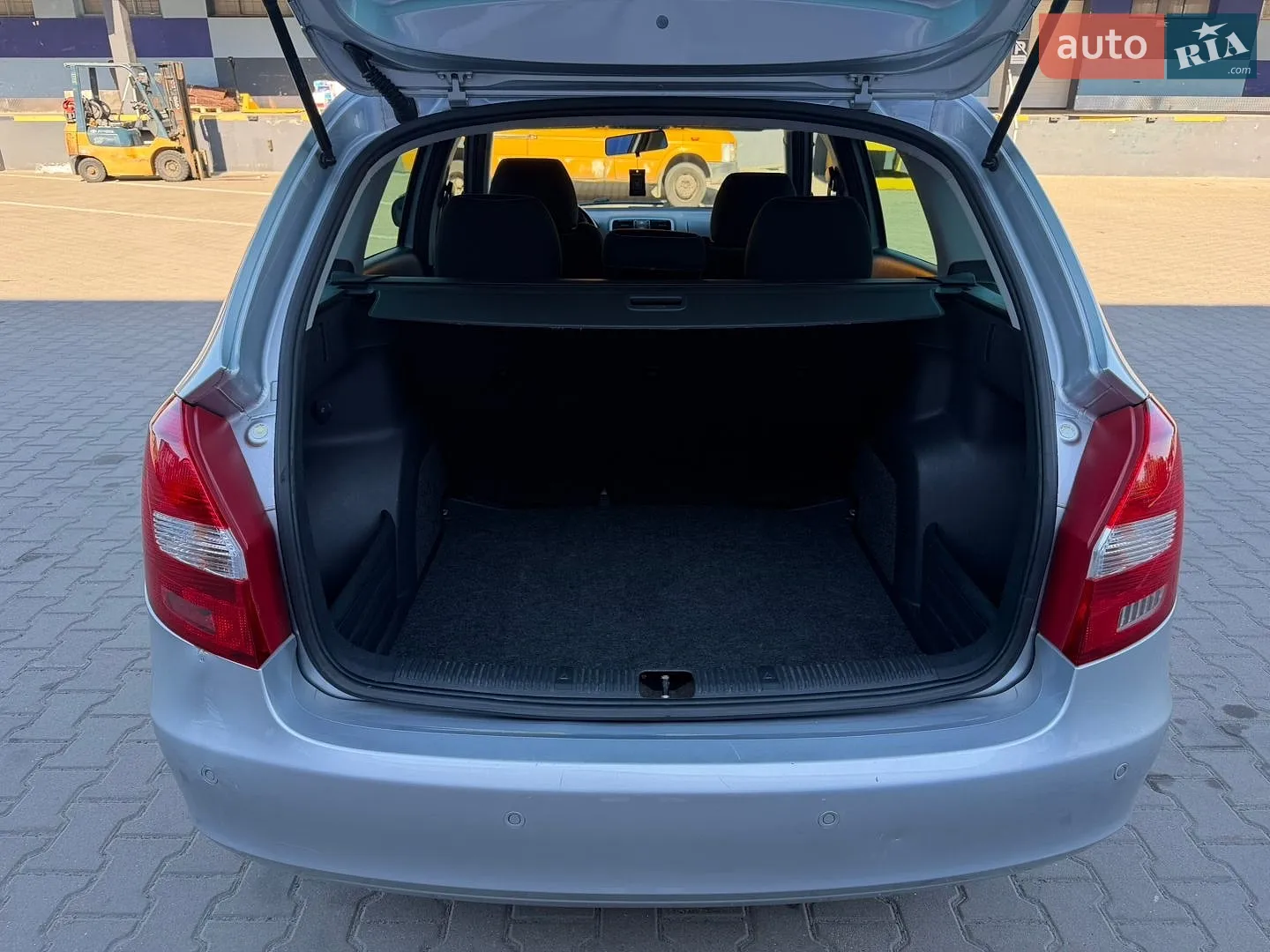 2010 Skoda Fabia - мініатюра 29