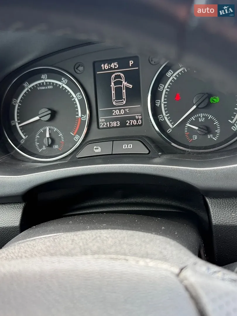 2010 Skoda Fabia - мініатюра 10