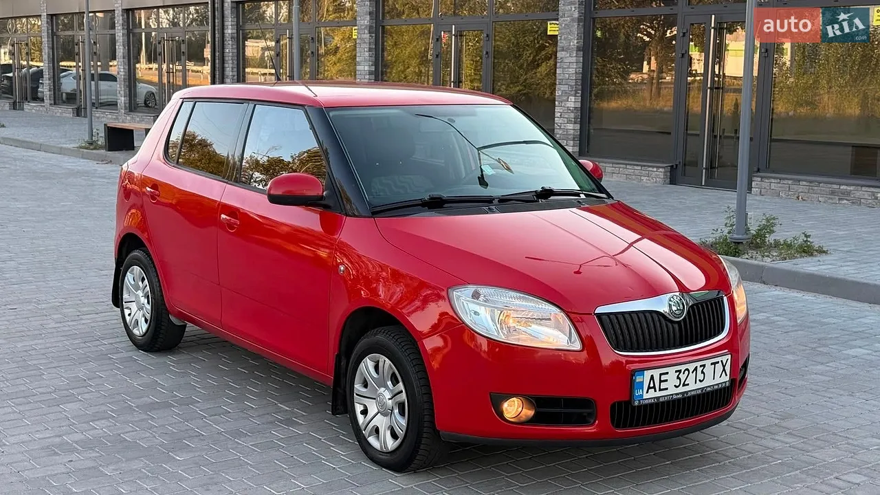 2011 Skoda Fabia - мініатюра 21