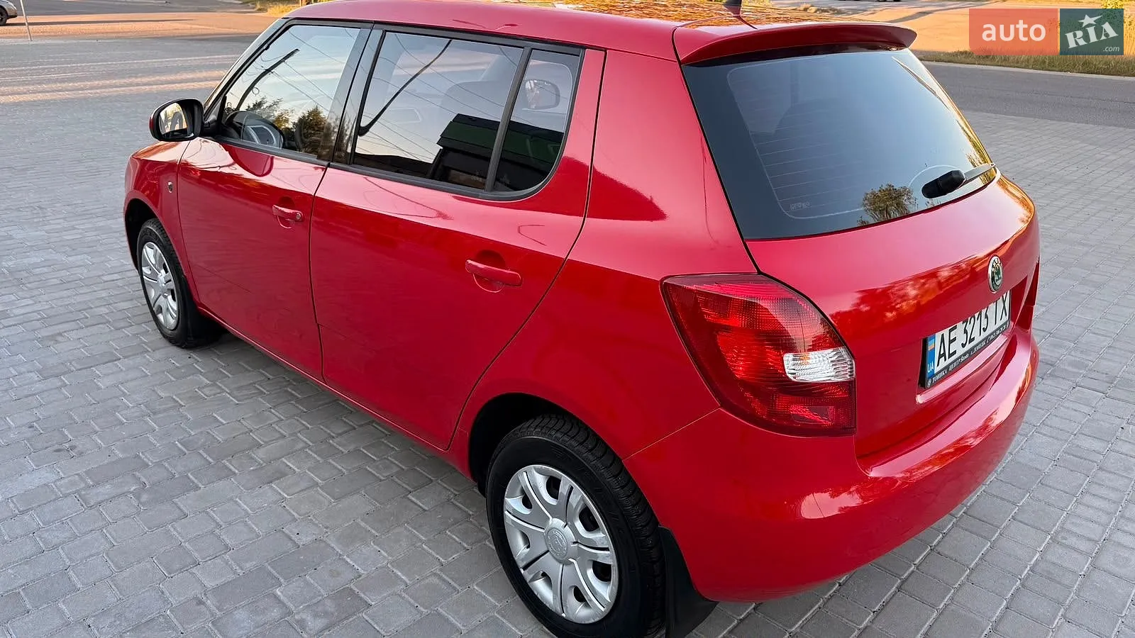 2010 Skoda Fabia - мініатюра 5