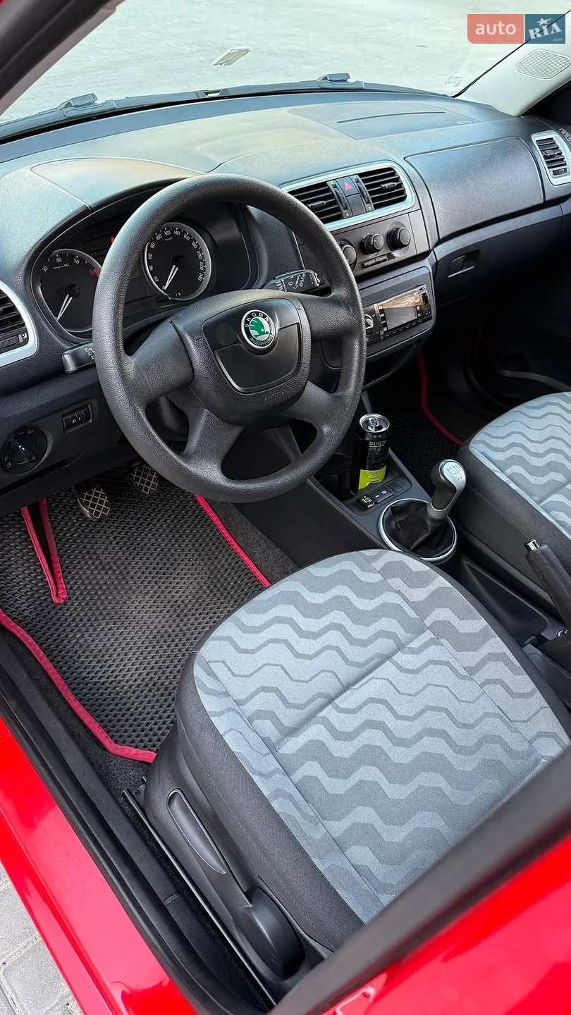 2010 Skoda Fabia - мініатюра 14