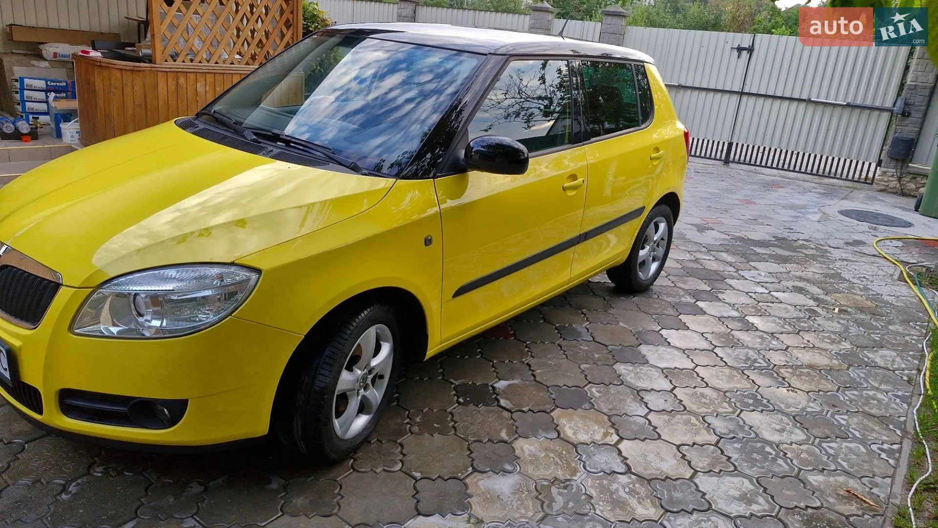 2010 Skoda Fabia - мініатюра 8