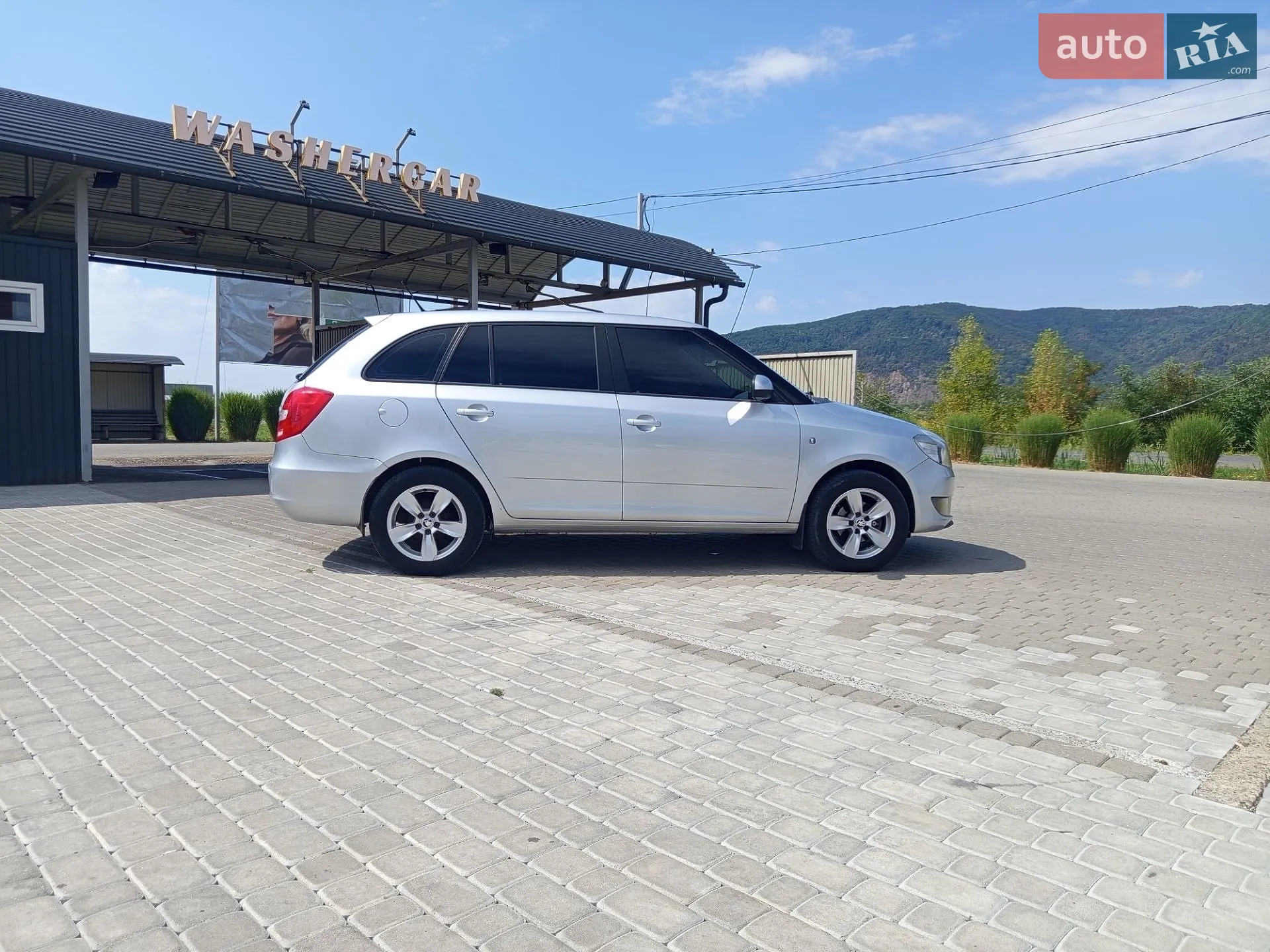 2013 Skoda Fabia - мініатюра 3