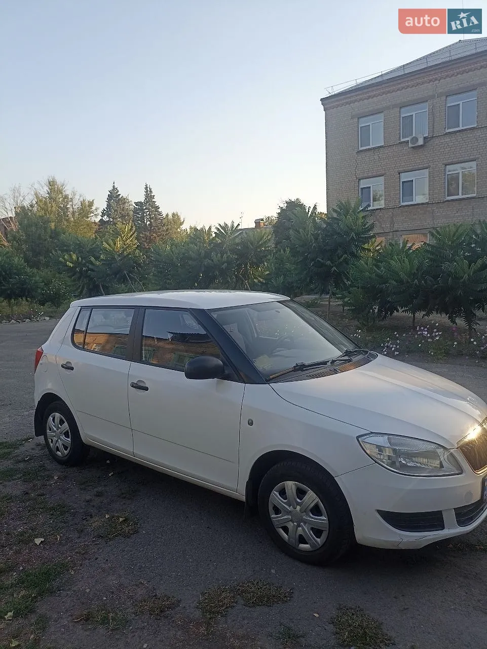 2011 Skoda Fabia - мініатюра 4