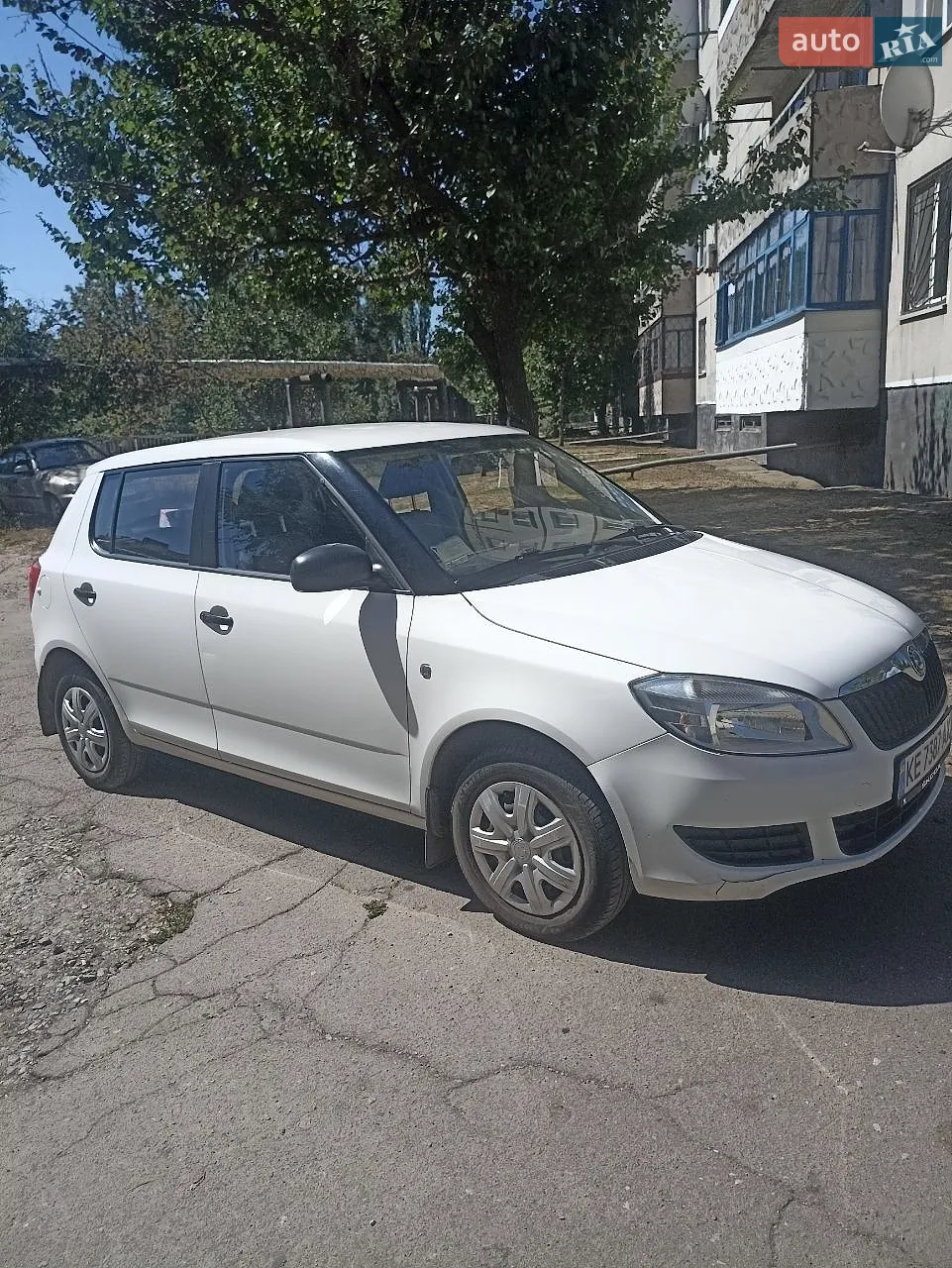 2011 Skoda Fabia - мініатюра 7
