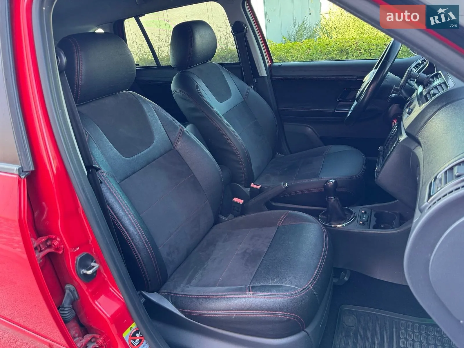 2012 Skoda Fabia - мініатюра 17