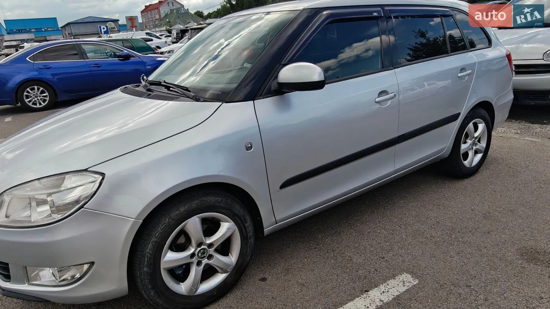 2010 Skoda Fabia - мініатюра 9