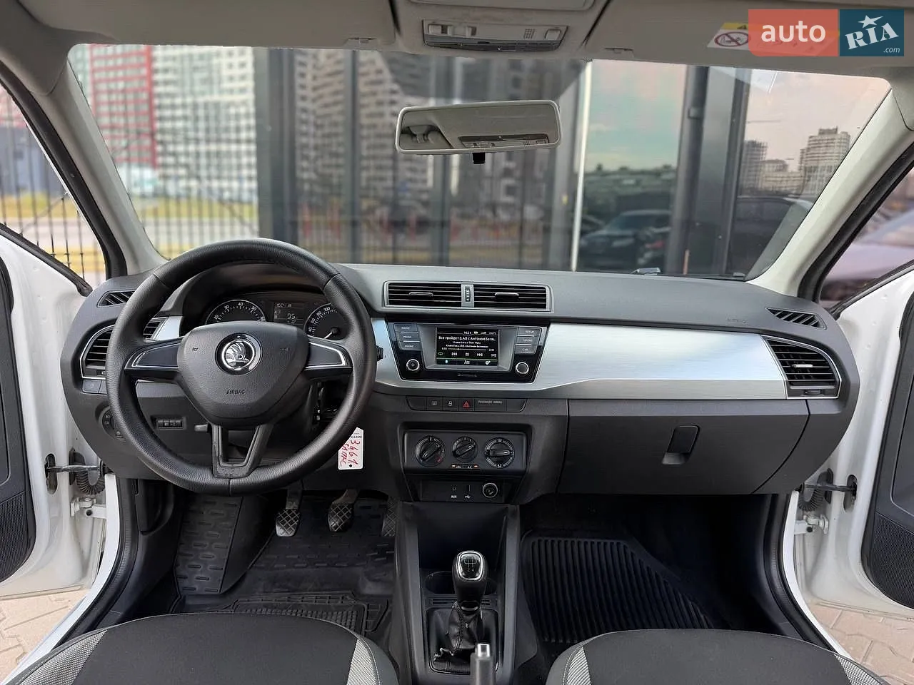 2018 Skoda Fabia - мініатюра 8