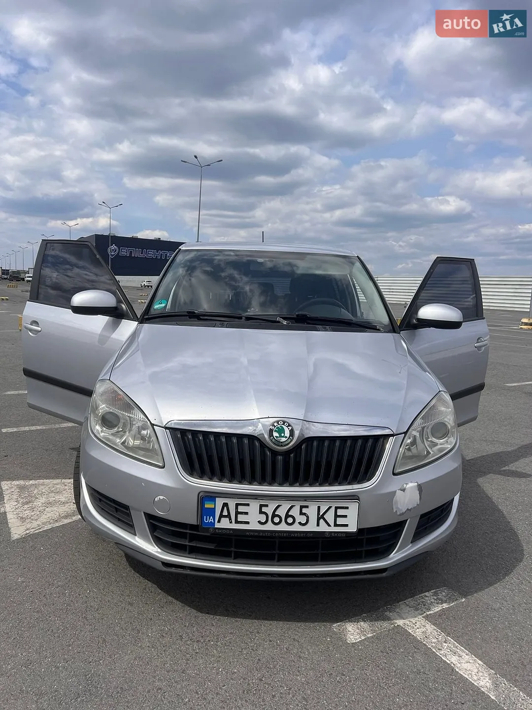 2012 Skoda Fabia - мініатюра 8
