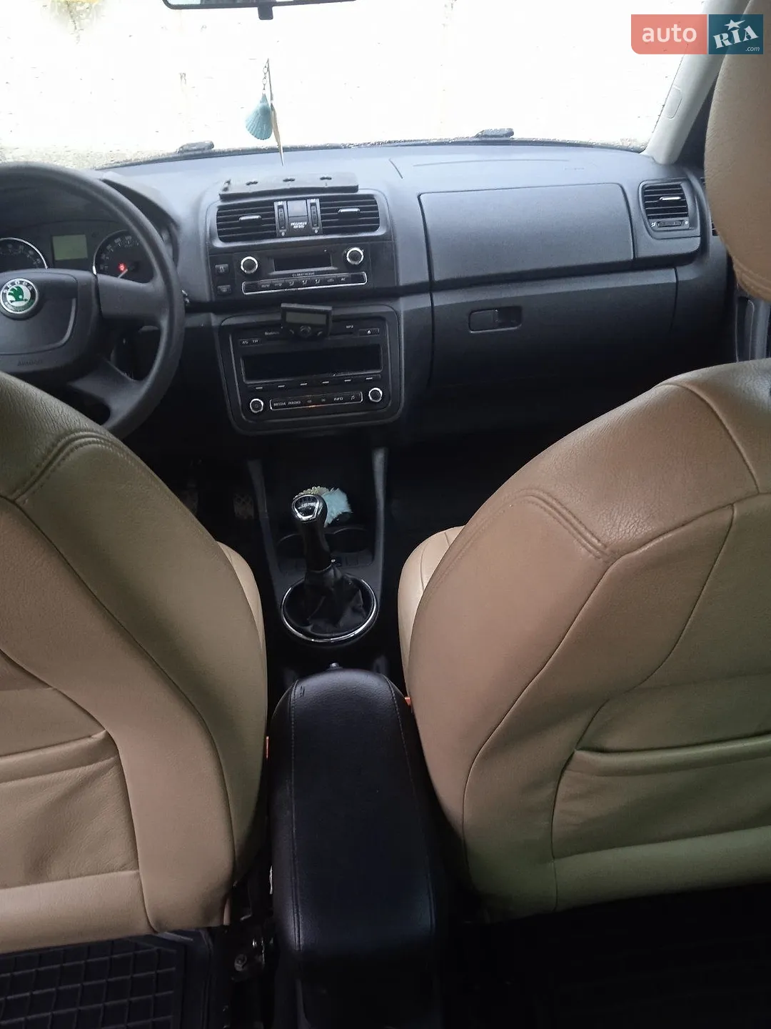 2010 Skoda Fabia - мініатюра 12