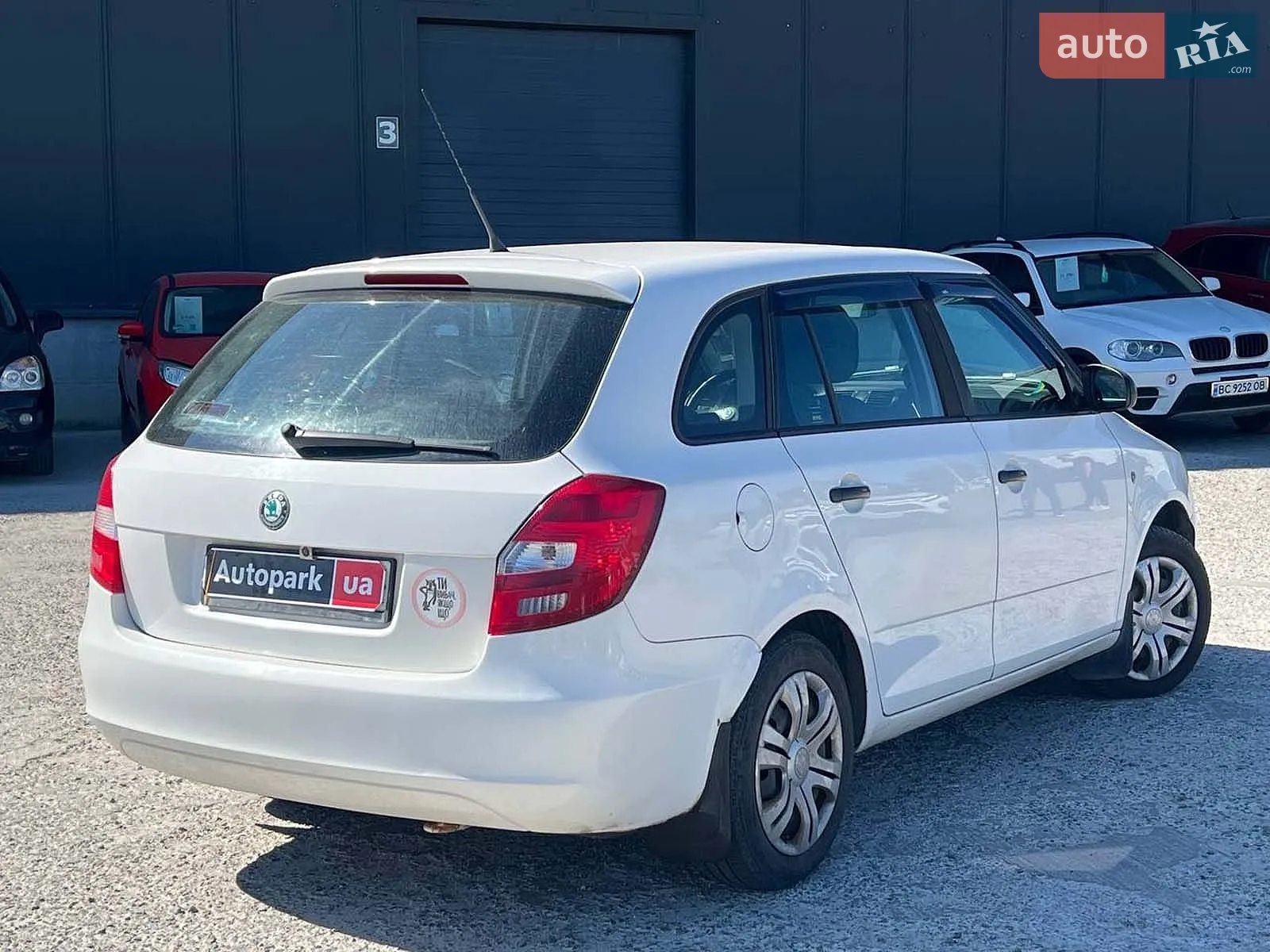 2011 Skoda Fabia - мініатюра 8