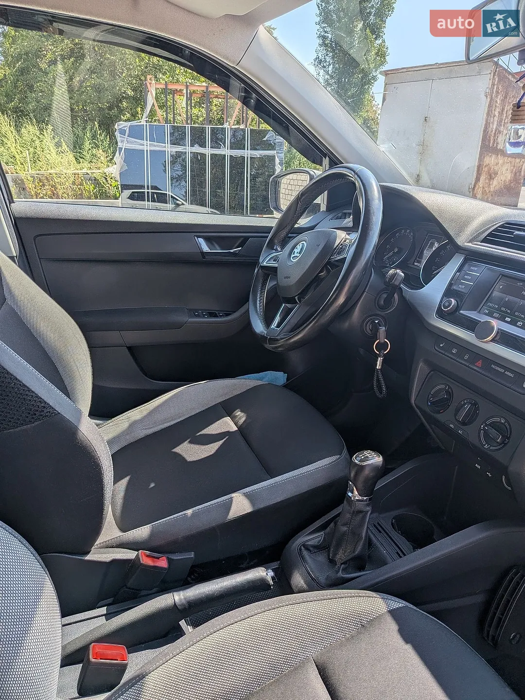 2017 Mercedes-Benz GLE - мініатюра 17