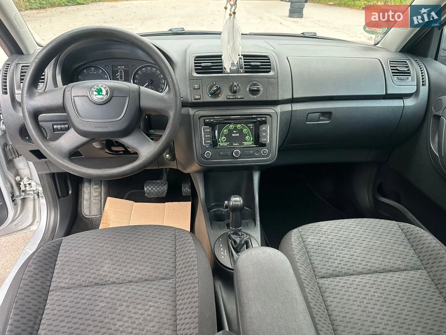 2012 Skoda Fabia - мініатюра 12
