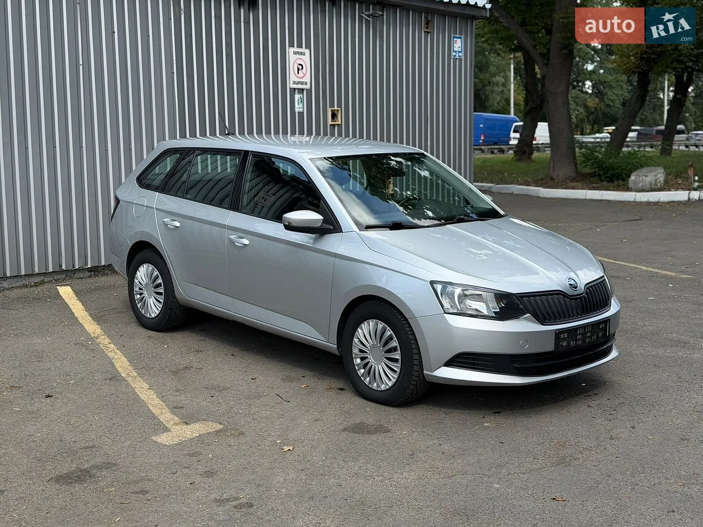 2015 Skoda Fabia - мініатюра 2
