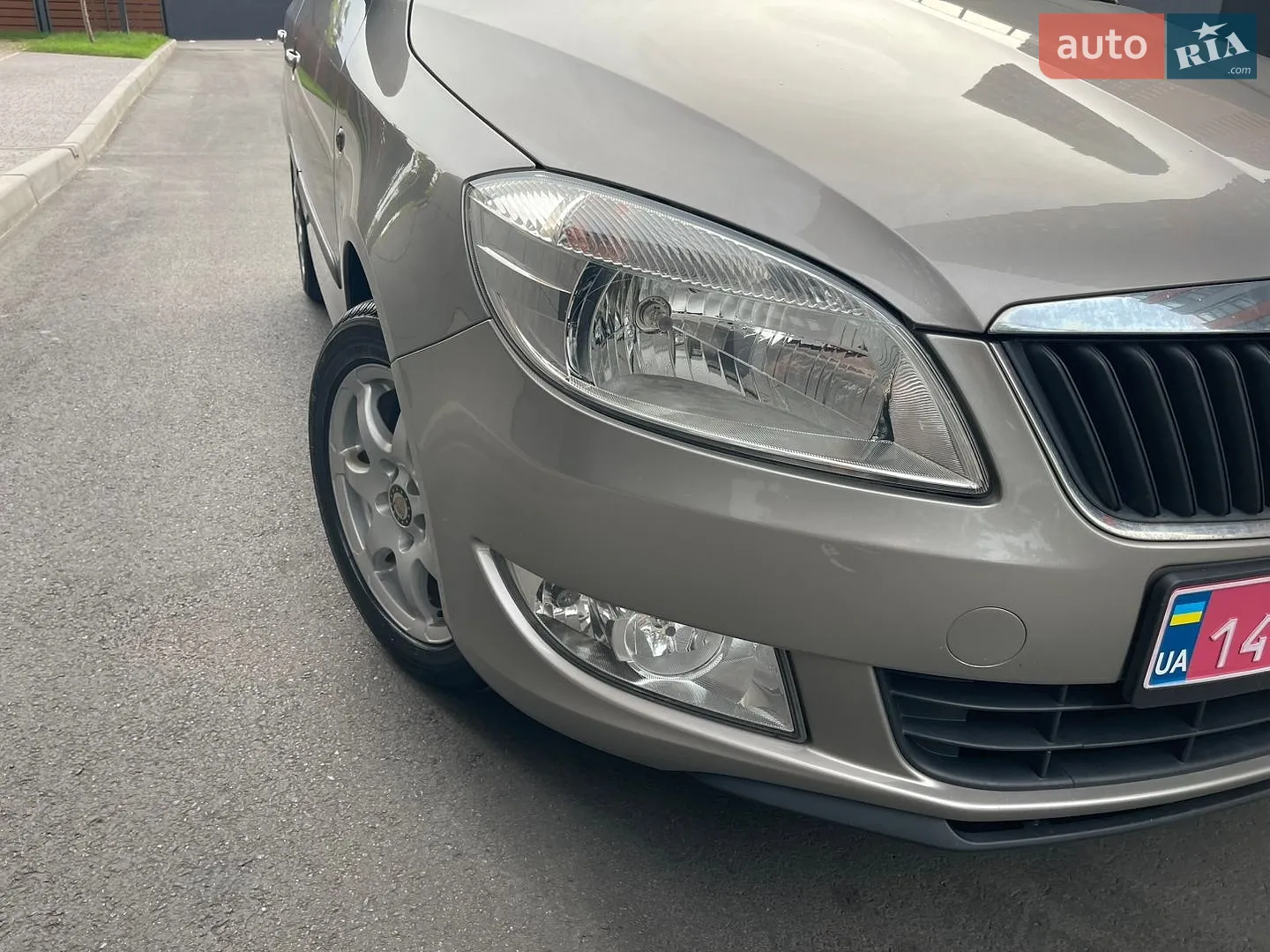 2011 Skoda Fabia - мініатюра 16