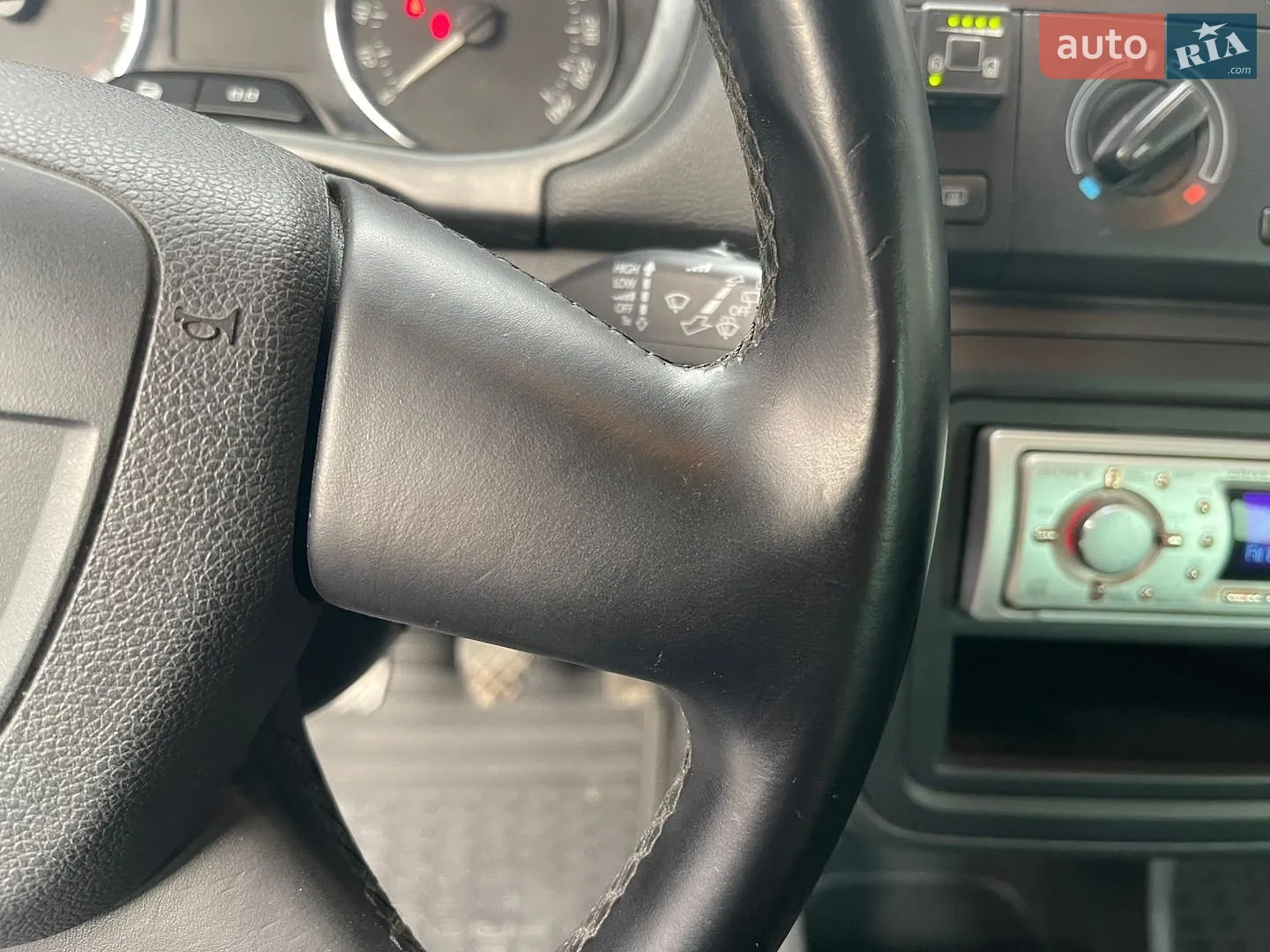 2011 Skoda Fabia - мініатюра 30