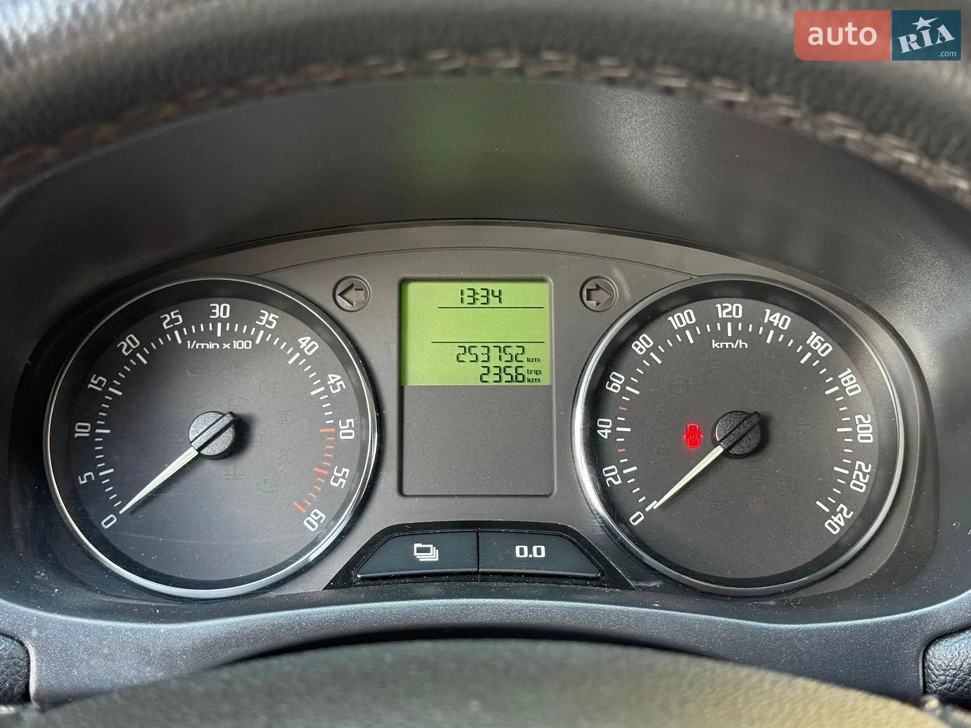 2010 Skoda Fabia - мініатюра 11