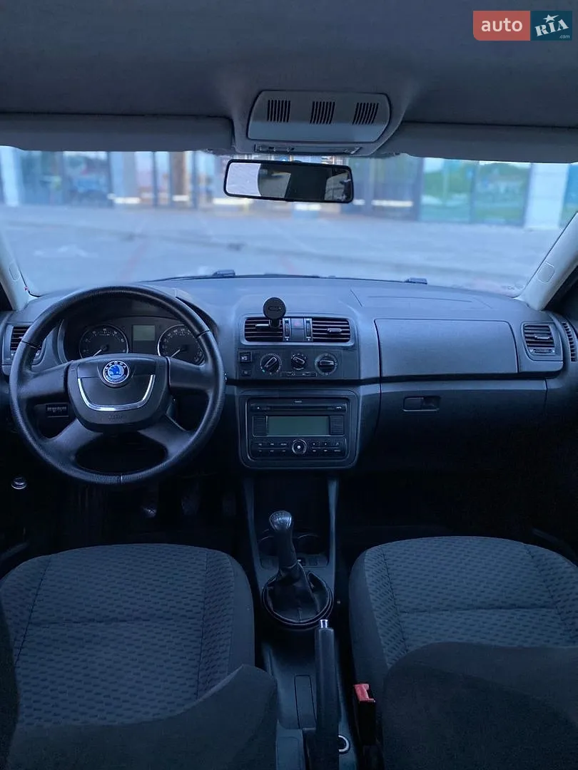 2010 Skoda Fabia - мініатюра 14
