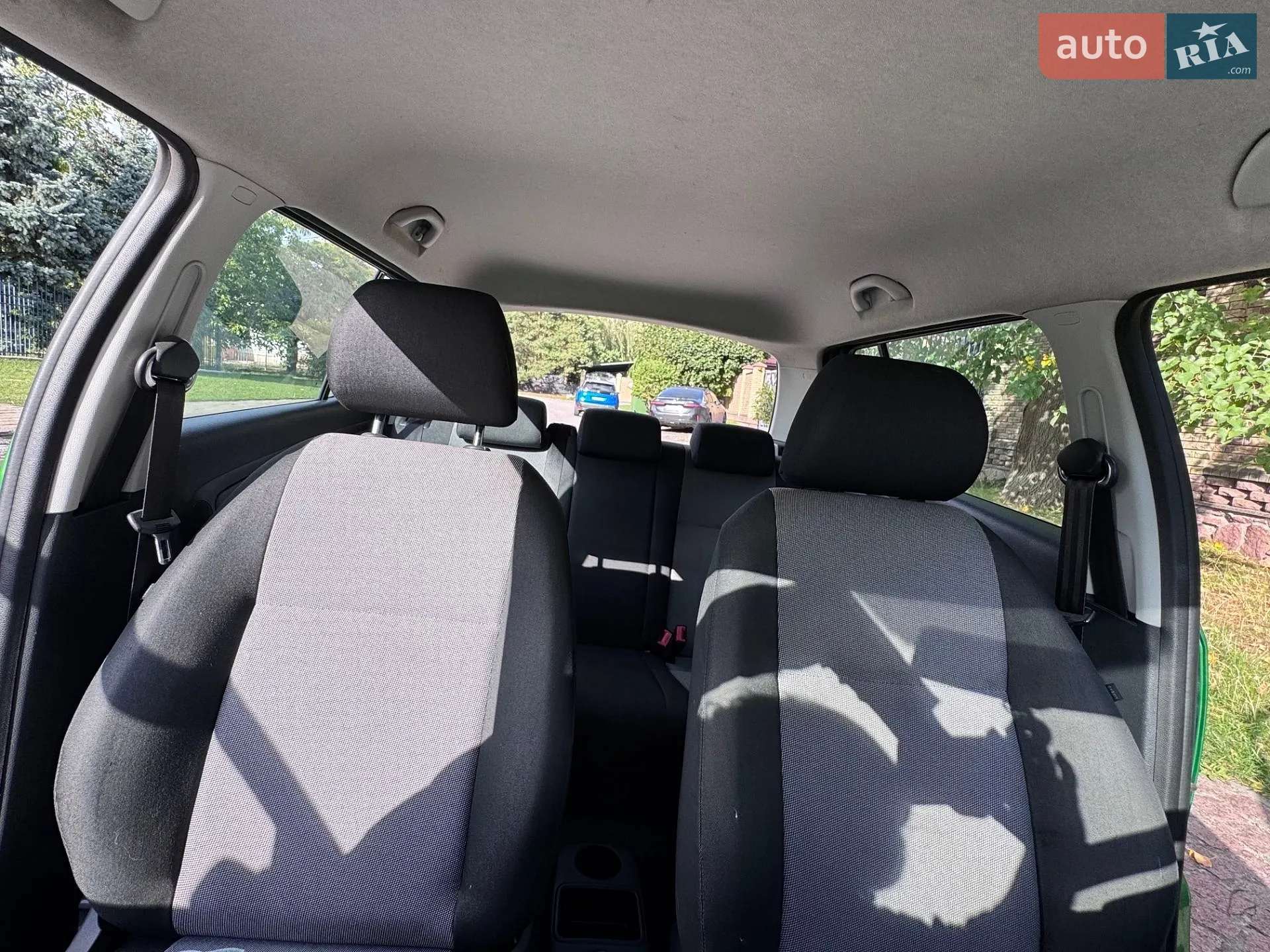 2011 Skoda Fabia - мініатюра 7