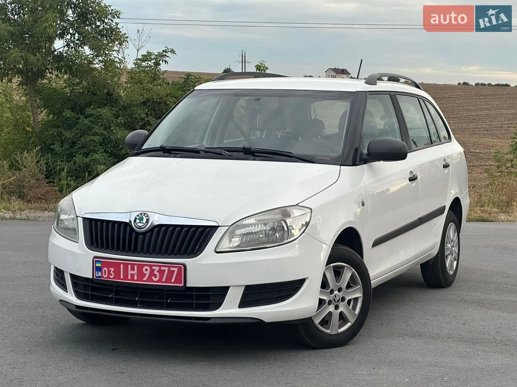 2012 Skoda Fabia - мініатюра 2