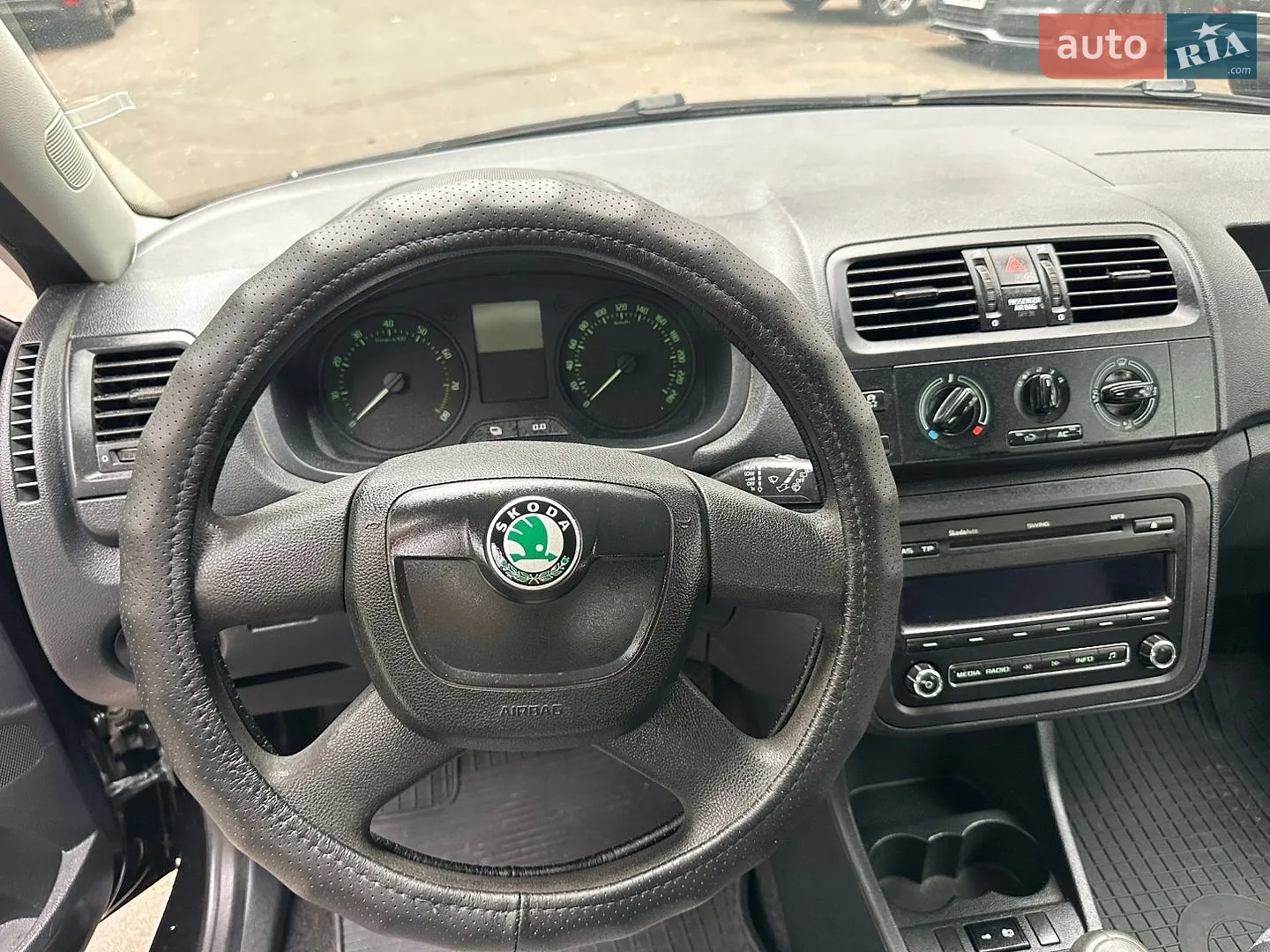 2011 Skoda Fabia - мініатюра 9