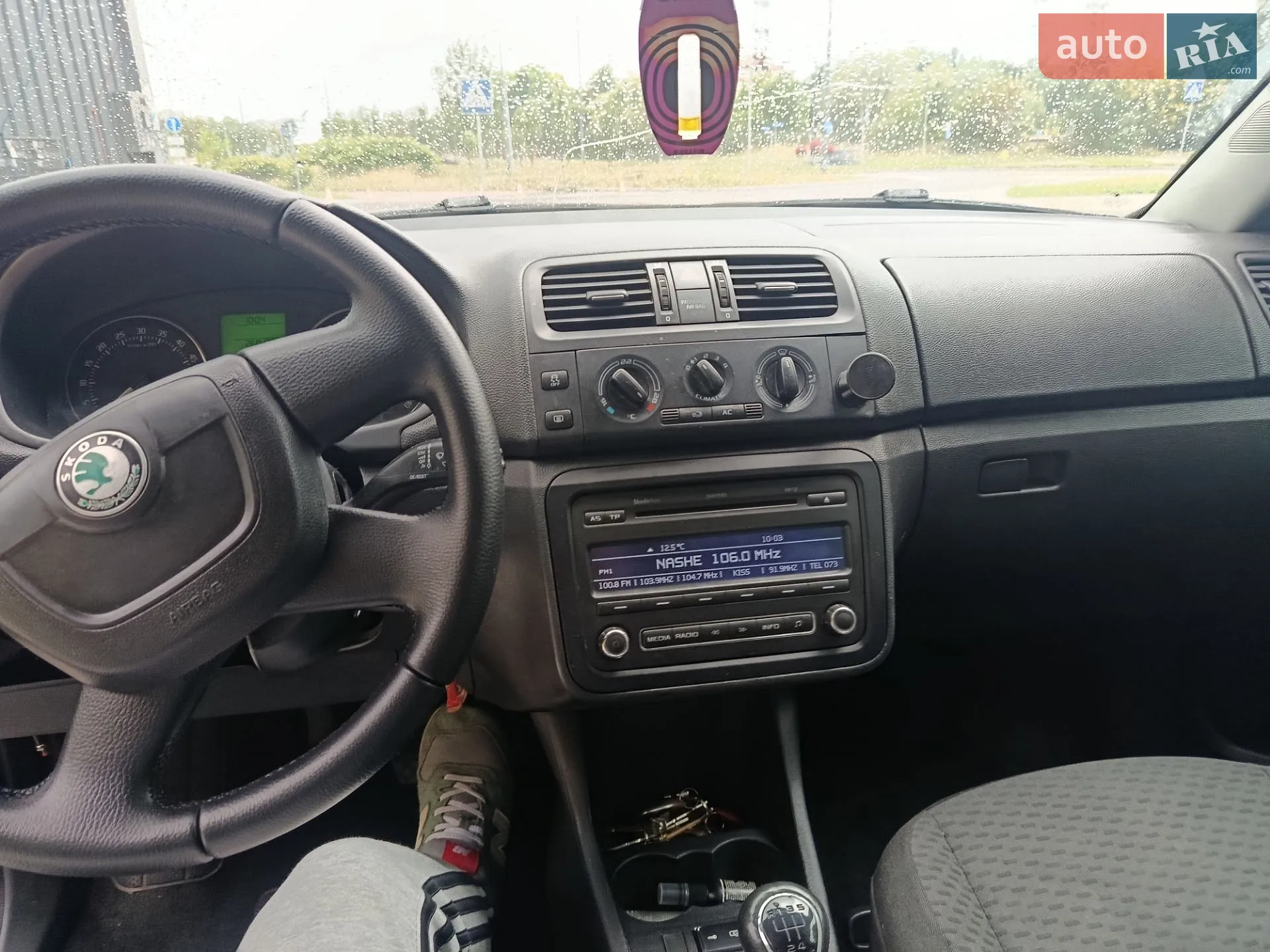 2010 Skoda Fabia - мініатюра 5