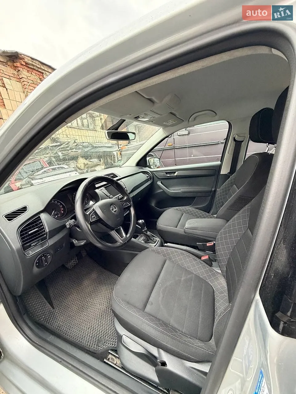 2015 Skoda Fabia - мініатюра 16