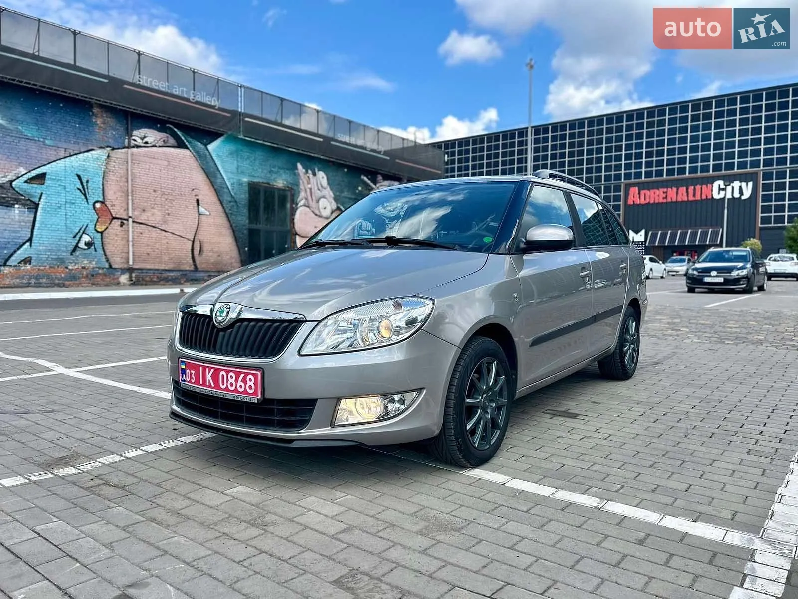2011 Skoda Fabia - мініатюра 10
