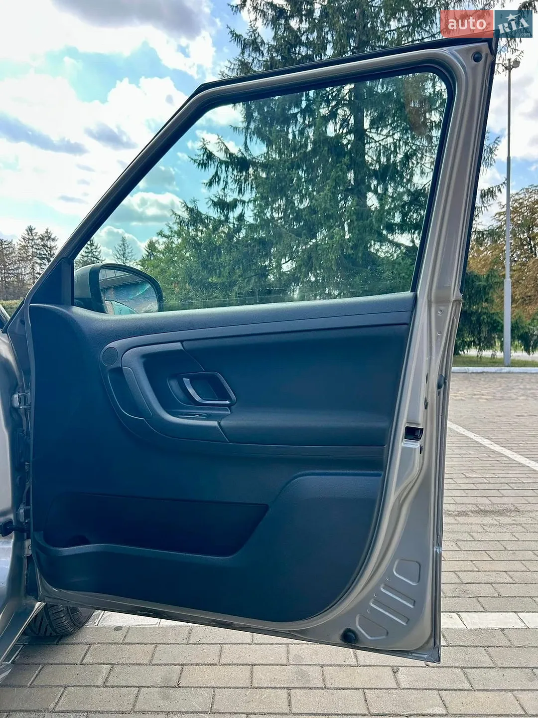 2011 Skoda Fabia - мініатюра 48