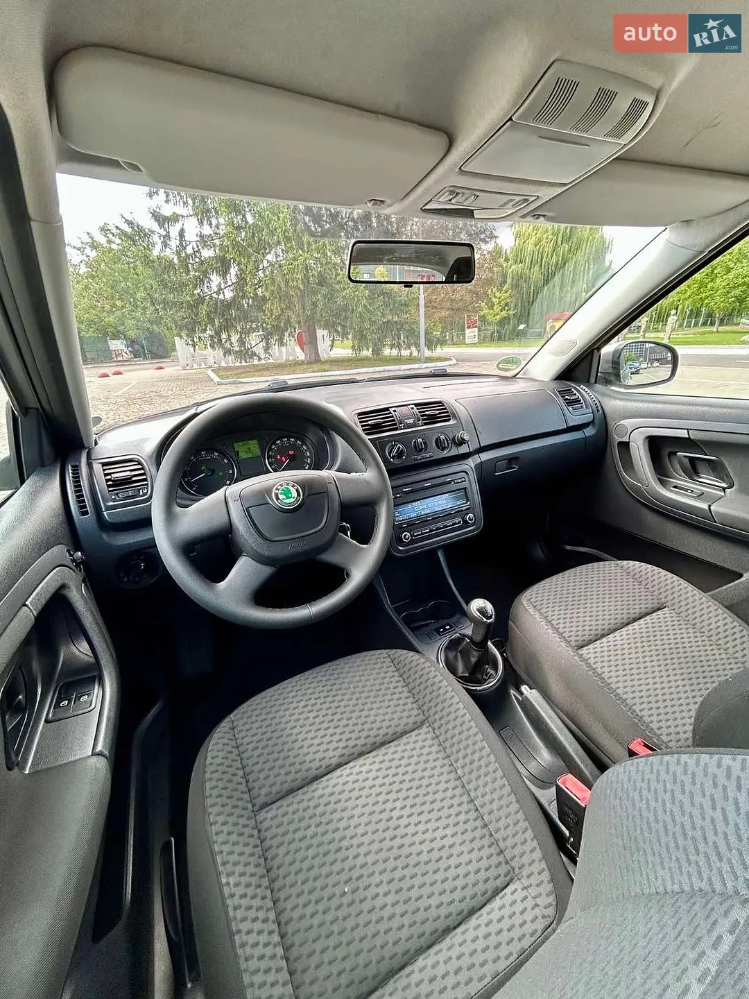 2011 Skoda Fabia - мініатюра 53