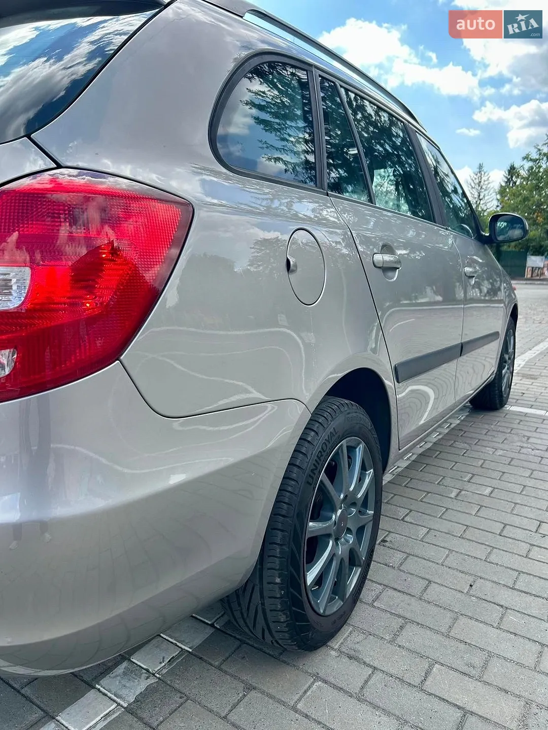 2011 Skoda Fabia - мініатюра 62