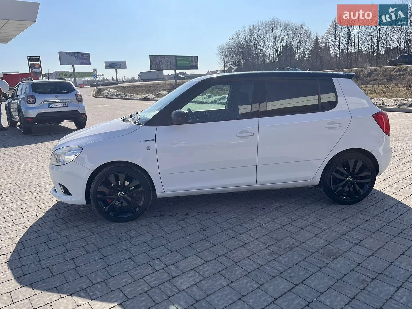 2010 Skoda Fabia - мініатюра 6