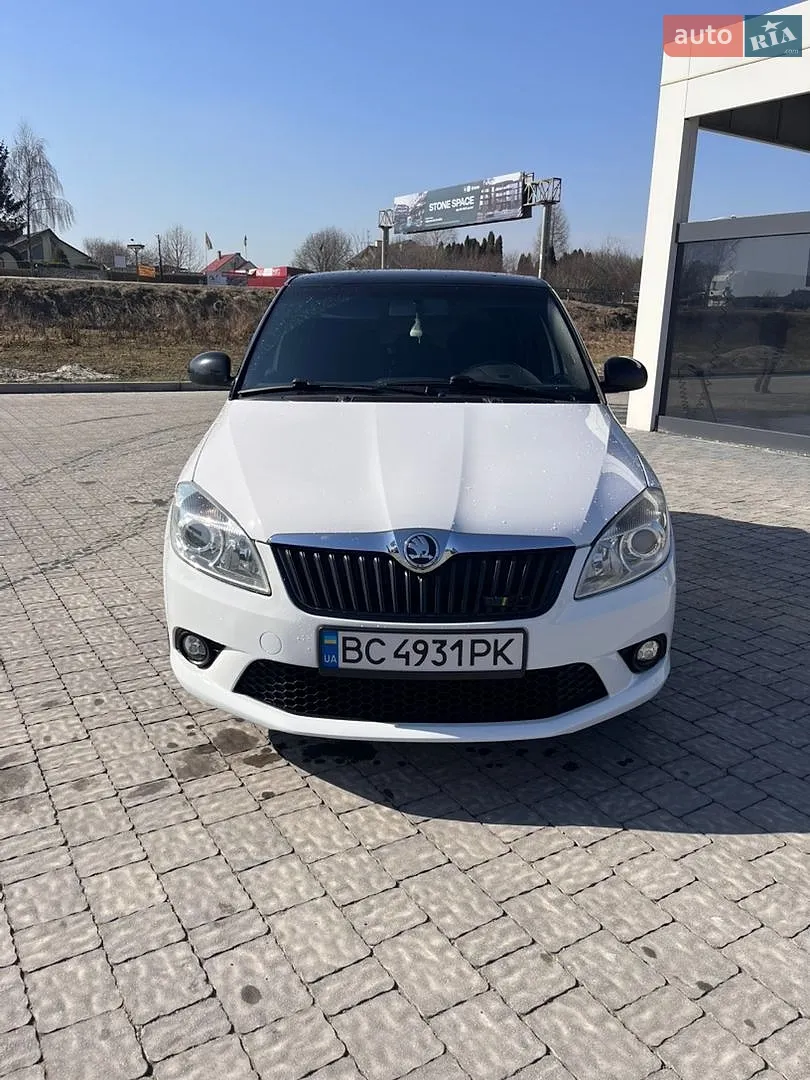 2010 Skoda Fabia - мініатюра 8