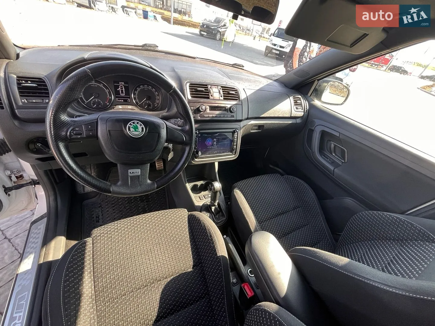2010 Skoda Fabia - мініатюра 10