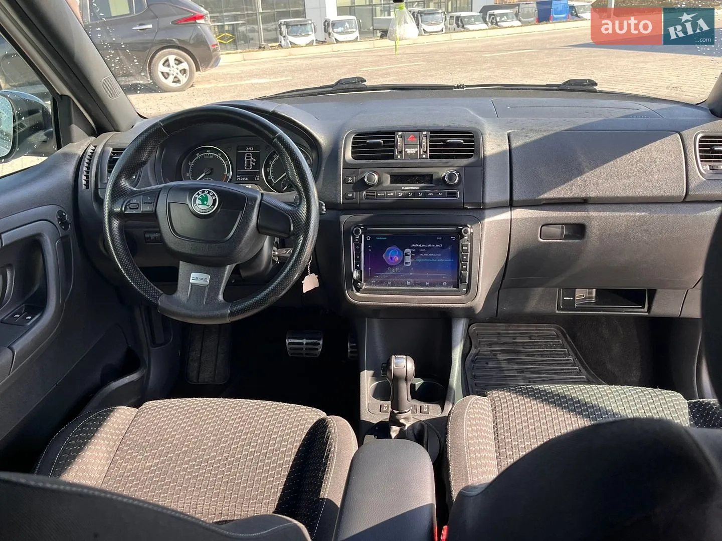 2010 Skoda Fabia - мініатюра 11