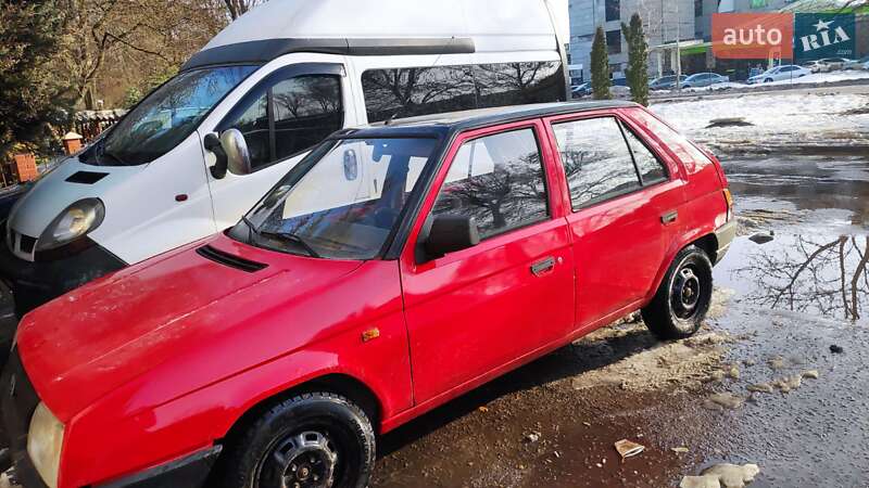 Хетчбек Skoda Favorit 1993 в Львові