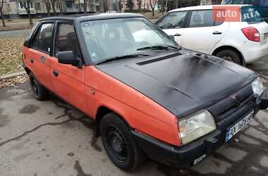 Хетчбек Skoda Favorit 1993 в Кривому Розі