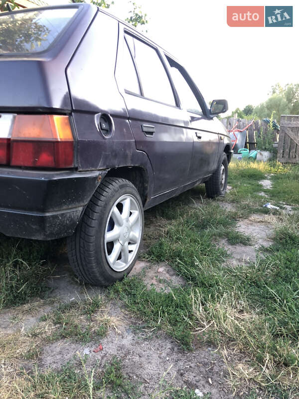 Хэтчбек Skoda Favorit 1993 в Макарове