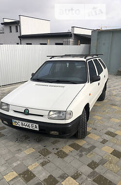 Хэтчбек Skoda Felicia 1996 в Городке