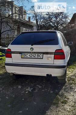 Хетчбек Skoda Felicia 2000 в Бориславі