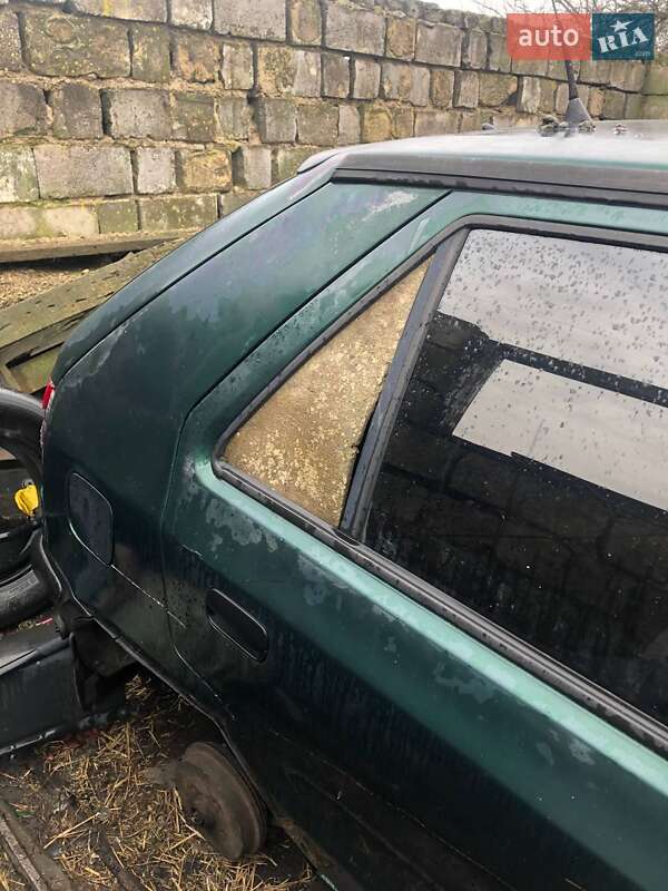 Хэтчбек Skoda Felicia 1997 в Магдалиновке