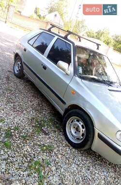 Хэтчбек Skoda Felicia 2001 в 