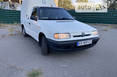 Вантажопасажирський фургон Skoda Felicia 2000 в Києві