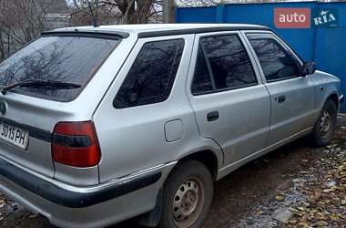 Хэтчбек Skoda Felicia 1996 в Новомосковске