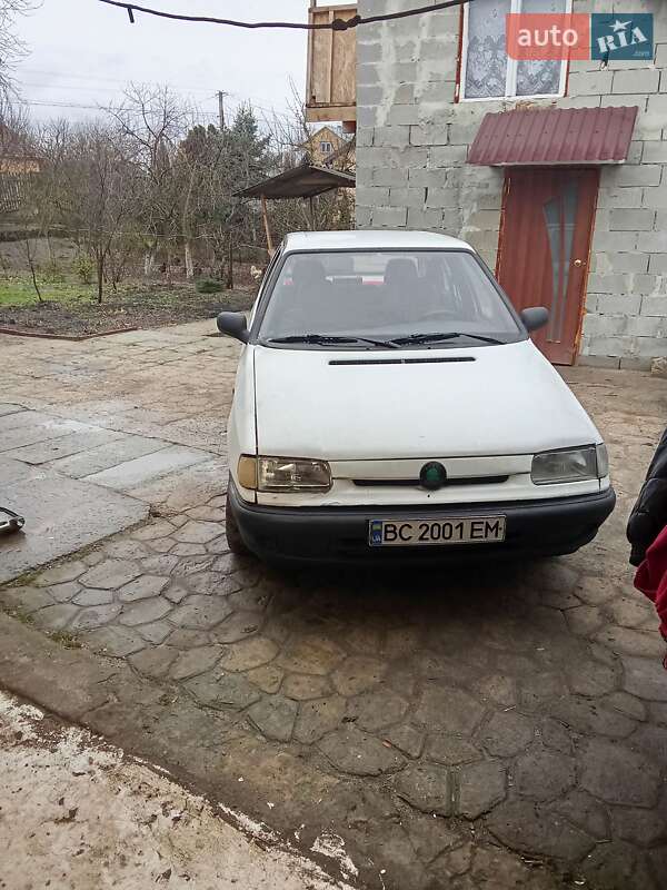 Хетчбек Skoda Felicia 1995 в Золочеві