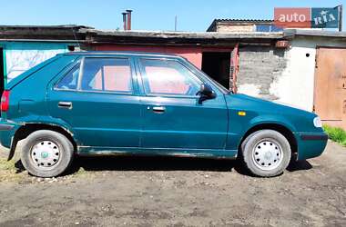 Хетчбек Skoda Felicia 2000 в 
