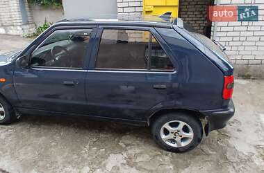 Хэтчбек Skoda Felicia 1996 в 