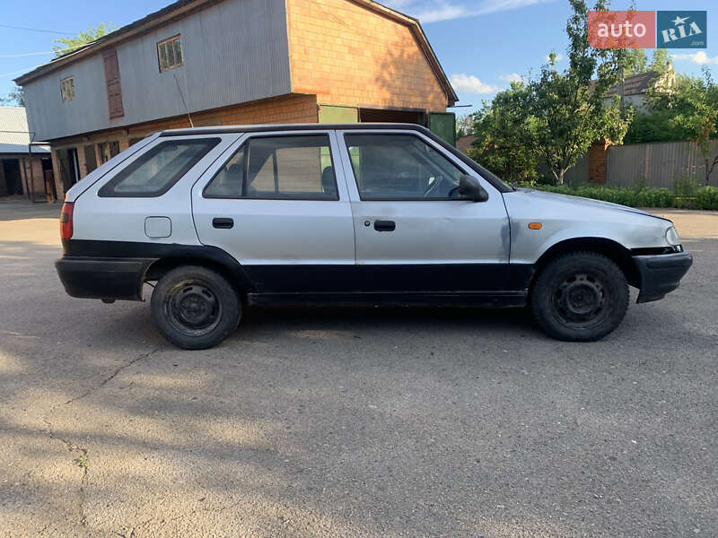 Универсал Skoda Felicia 1998 в Ромнах